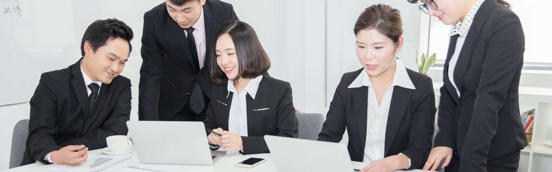 實現(xiàn)“單位人”向“社會人”的轉(zhuǎn)變